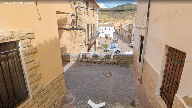 Se vende solar urbano en centro de Alcublas. /H H Asesores,  - foto 4