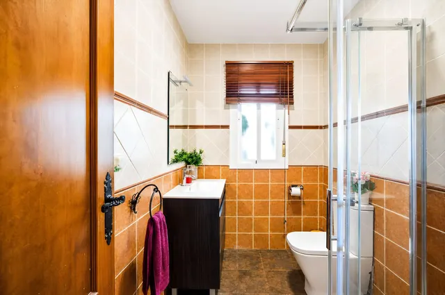 Chalet ideal para vivir todo el año, en la entrada de Chiclana. — 49