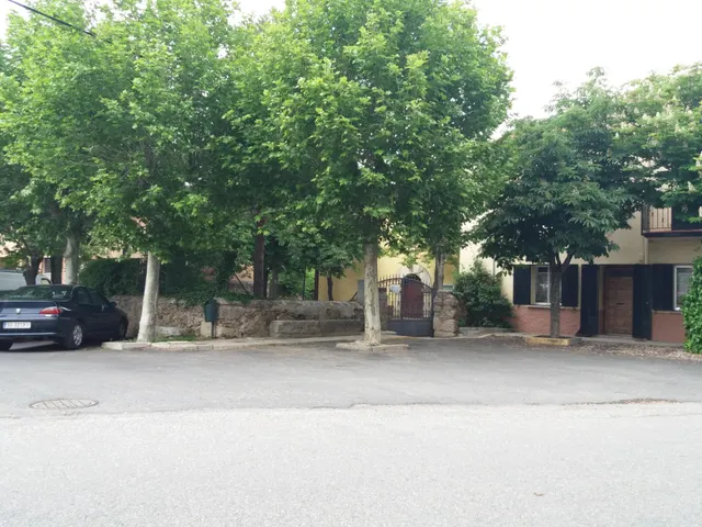 VENTA.-.PARCELA URBANA.-.ORTIGOSA DEL MONTE — 26