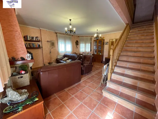 CASA EN ALCARAZ — 13