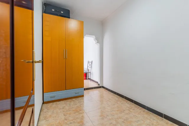 CASA DE DOS PLANTAS EN VENTA — 16