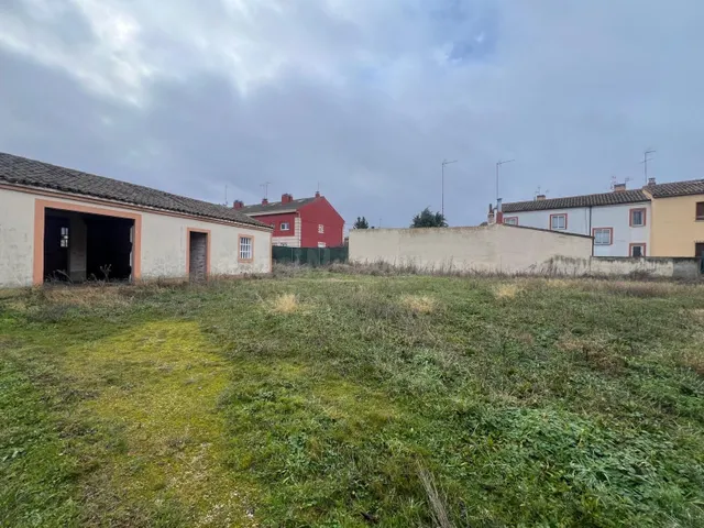 Terreno urbanizable en Castañares para viviendas pareadas - foto 4