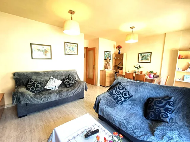 ¡Tu nuevo hogar en Altozano! Piso luminoso con garaje inclui - foto 2