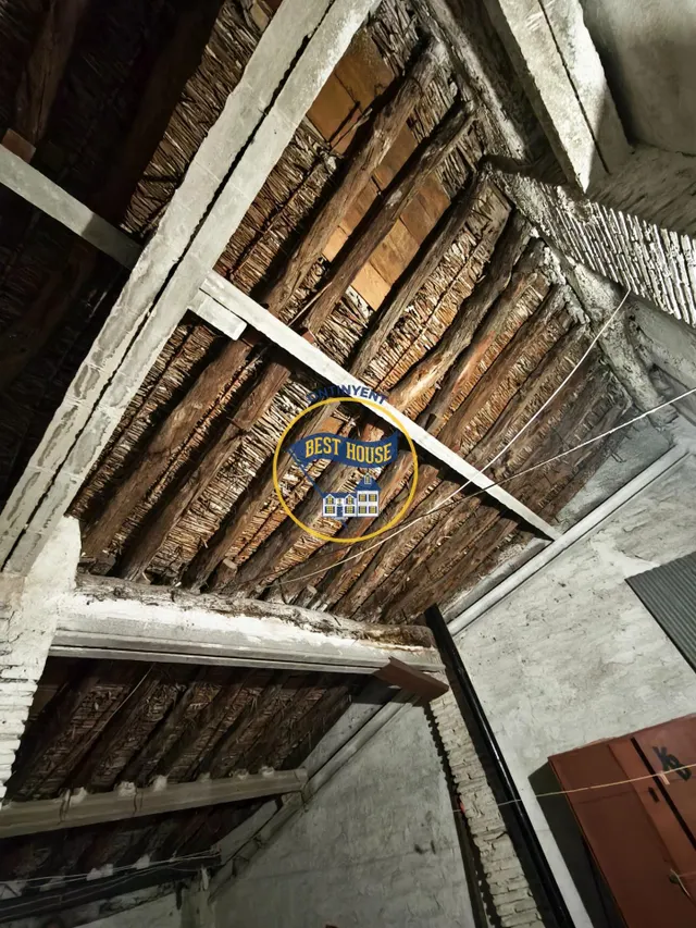 ¡¡OPORTUNIDAD!! ¡CASA CON 4 DORMITORIOS Y EN CONDICIONES DE USO A PRECIO INSUPERABLE! — 33