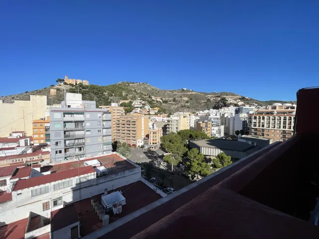 Espectacular Ático en Cullera: Tu Refugio entre el Mar y el Castillo — 32