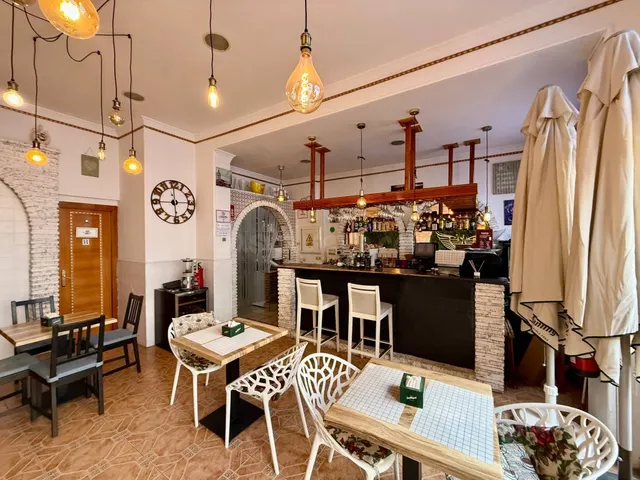 Local comercial en Venta en Benalmadena Málaga - foto 3