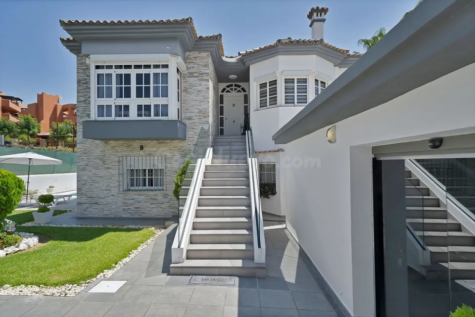 Chalet 3 habitaciones 258m² en venta - Costa Del Sol