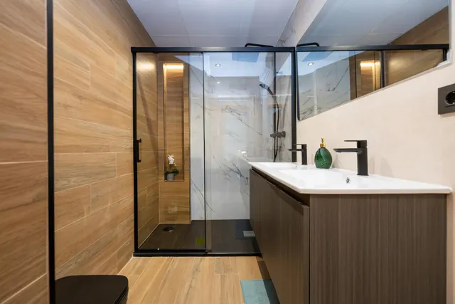 Ático Dúplex Reformado con Terraza de Ensueño en Armilla — 28