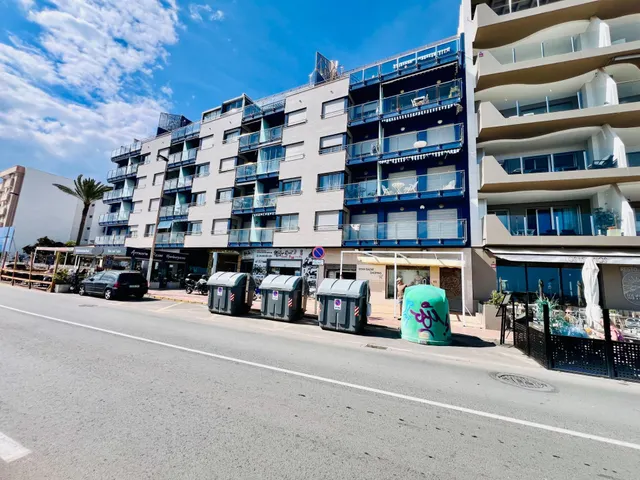 ATICO DUPLEX EDIFICIO EN PRIMERA LINEA PLAYA DE LOS LOCOS — 27