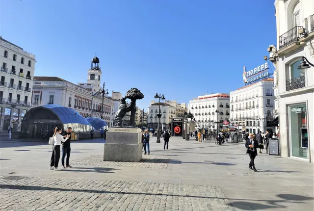 Piso 28m² en alquiler - Palacio — 46