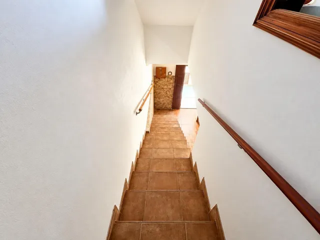 Casa de dos plantas con patio, azotea y múltiples posibilidades en Trujillo, Moya — 13