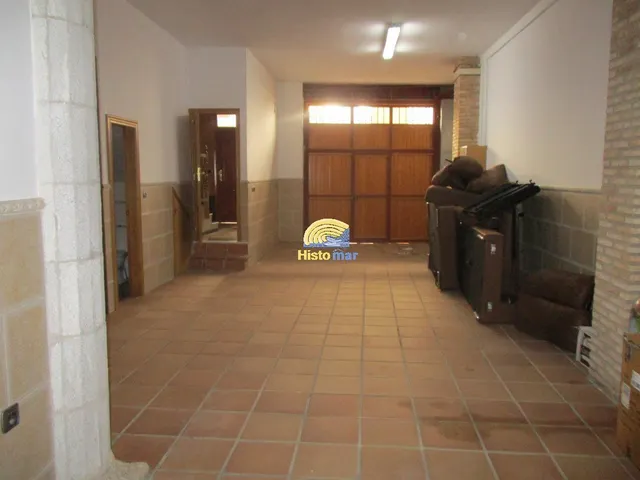 GRAN CASA EN EL CENTRO DE SAGUNTO — 18