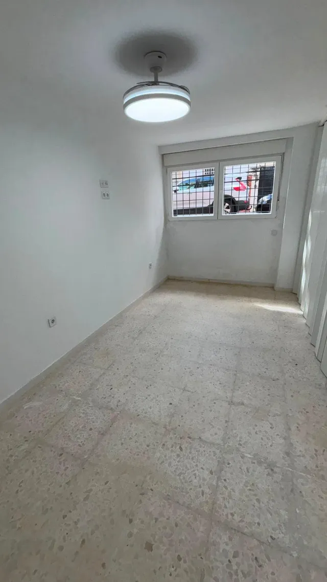 PISO EN PLANTA BAJA BARRIO EL NARANJO — 22