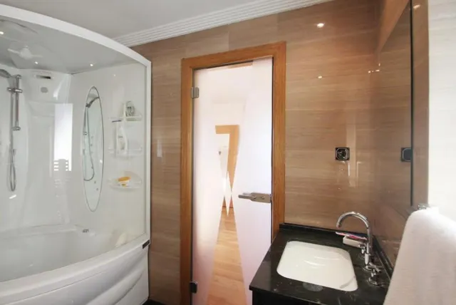 Chalet 8 habitaciones 815m² en venta - Marbella — 30