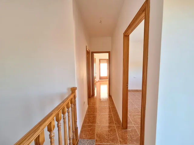 Oportunidad: Bungalow de esquina, a estrenar, en Pinoso | 4 dormitorios, 2 baños y garaje — 21