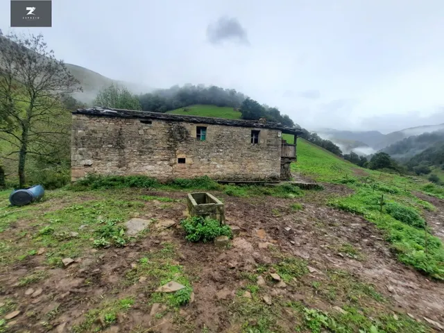 CONJUNTO DE 3 CABAÑAS PASIEGAS INDEPENDIENTES EN VEGA DE PAS - foto 5