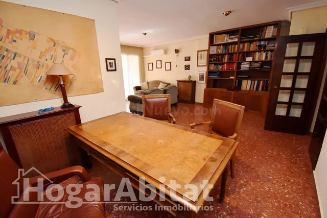 EXTERIOR EN RESIDENCIAL CON GARAJE, ASCENSOR, TERRAZA Y TRAS - foto 4