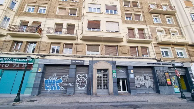 CÉNTRICO próximo a GRAN VIA/SAGASTA, LOCAL COMERCIAL de 235 m2. — 19