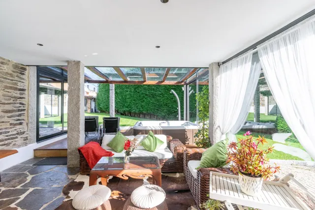 CASA CON ENCANTO EN LUGO — 11