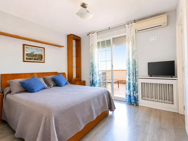 ÁTICO CON TERRAZA de 50m2 — 12