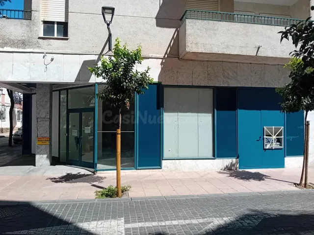 Venta de Local Comercial en Estepona, Málaga