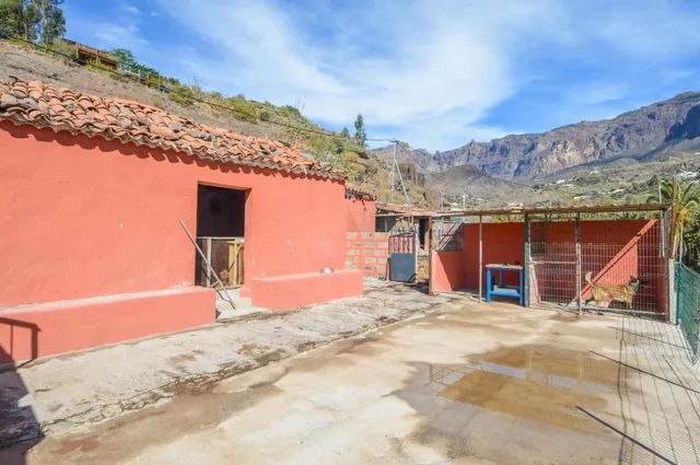 ¡Finca rústica con chalet y piscina privada en Santa Lucia! — 48
