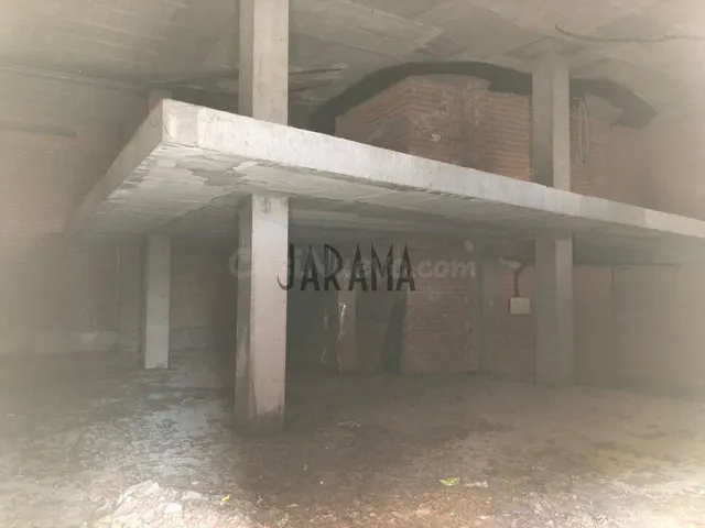 Local comercial en Avenida Santa Ana - foto 5