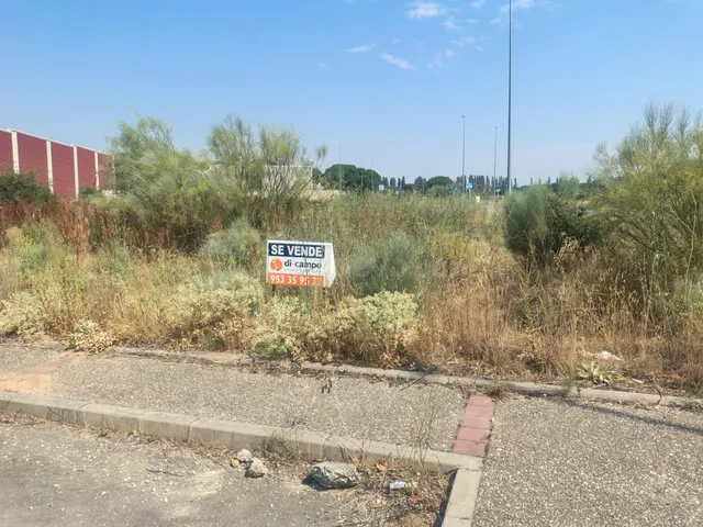 PARCELA INDUSTRIAL, POLIGONO LAS LOBAS, LAGUNA DE DUERO. 850