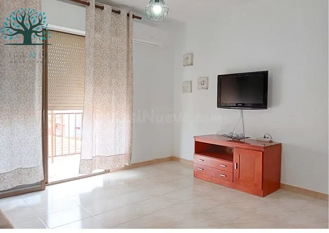PISO DE MÁS DE 160 METROS CERCA DEL PASEO MARÍTIMO - foto 4