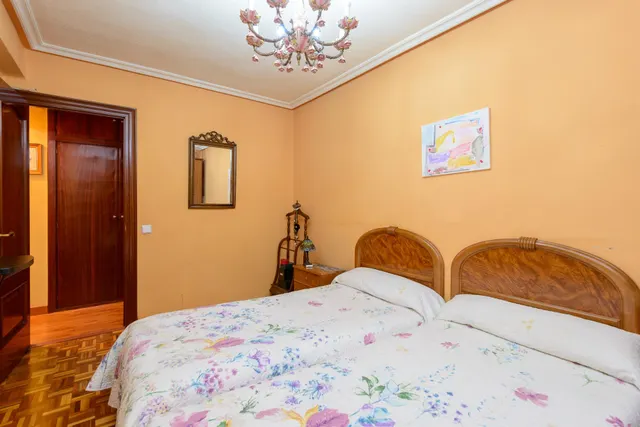 Tres habitaciones, ascensor y trastero en fuertes acevedo. listo para entrar a vivir — 13