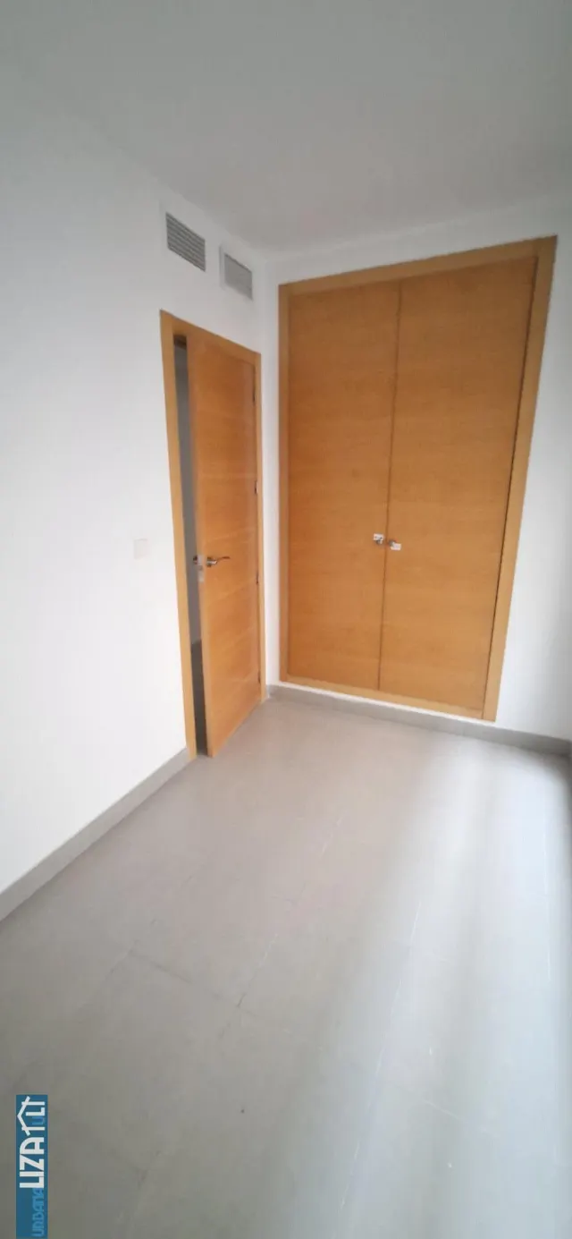 Exclusivo Piso a Estrenar en Ubicación Inmejorable — 19
