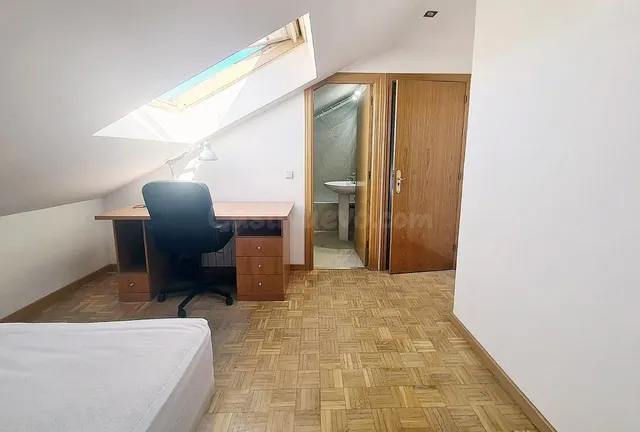 EN ALQUILER PARA ESTUDIANTES, ÚLTIMA HABITACIÓN EN CHALET DE VILLANUEVA DE LA CAÑADA (MADRID). — 3