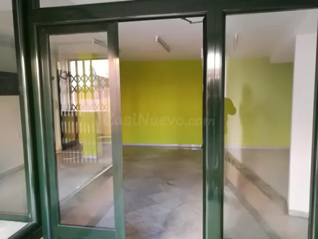 Local comercial 80m² en alquiler - Céntrica — 4