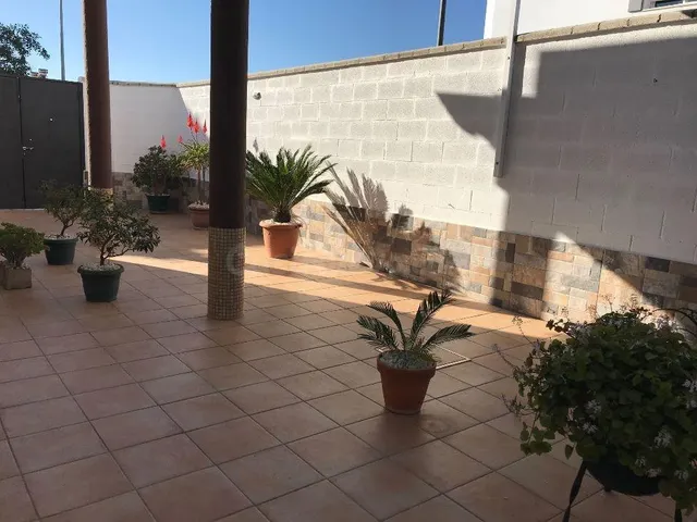 🏡 ¡Tu nuevo hogar en Cantillana te espera! Casa adosada en v - foto 3
