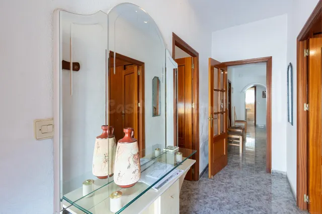 Planta baja en venta en Alumbres – Amplia vivienda con gran  - foto 4