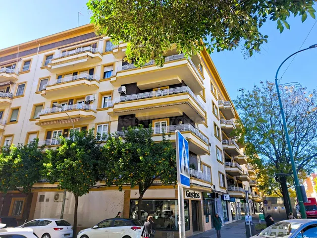 Piso en Nervión. Zona Eduardo Dato C/ Ventura de la Vega. Co - foto 5