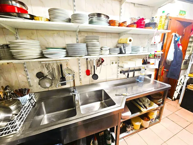 SOLOBAR VENDE BAR DE TODA LA VIDA — 15