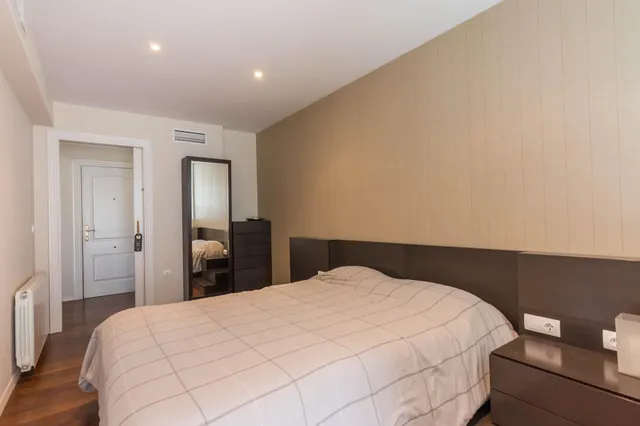 Amplia y Elegante Vivienda con Excelentes Acabados — 14