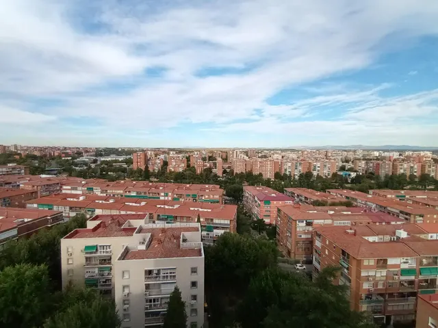 Piso en Calle Camarena — 8