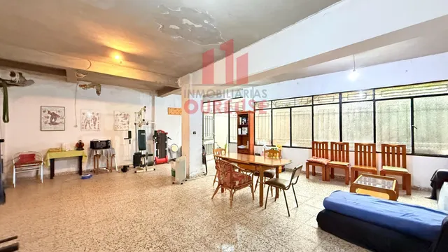 LOCAL CON JARDÍN EN SEMISÓTANO PRÓXIMO AL AUDITORIO DE OURENSE — 3