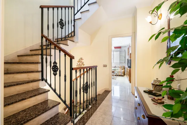UNA CASA CON ALMA EN EL CORAZÓN DE ALMERÍA: 278 m2 Y DOS TERRAZAS PARA DISFRUTAR — 31