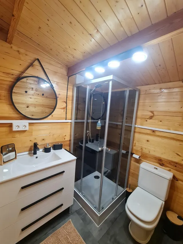 Parcela con una casita de madera en Cumbres Verdes. — 14