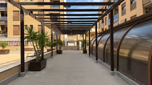 PISO DE TRES DORMITORIOS CON PISCINA CLIMATIZADA, GIMNASIO Y SAUNA EN SAN PEDRO DEL PINATAR — 31