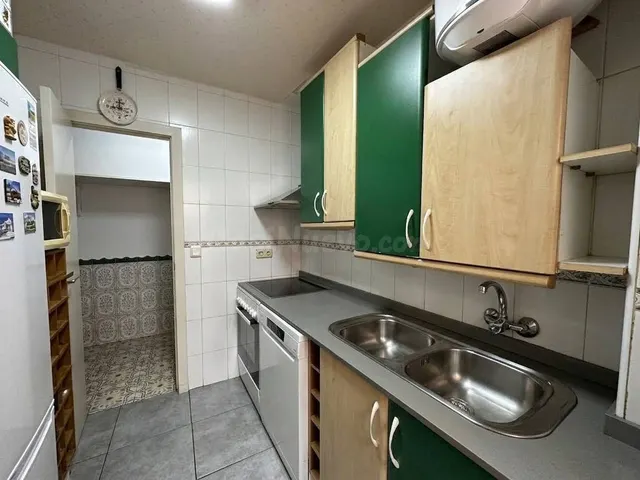PISO BAJO CON PATIO, PARLA ZONA CALLE PINTO, 3 DORMITORIOS - foto 3