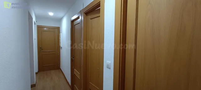 Se vende piso en calle San Isidro - Burgos - foto 3