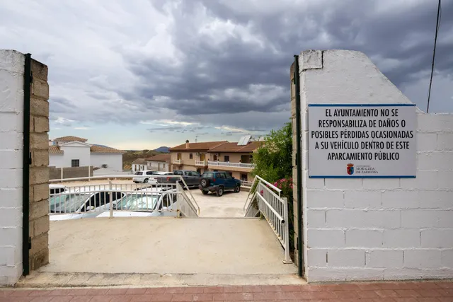 ¡Tu hogar ideal te espera en Moraleda de Zafayona! — 43