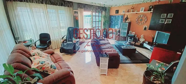 CHALET CON PISCINA PRIVADA. MERUELO. — 8