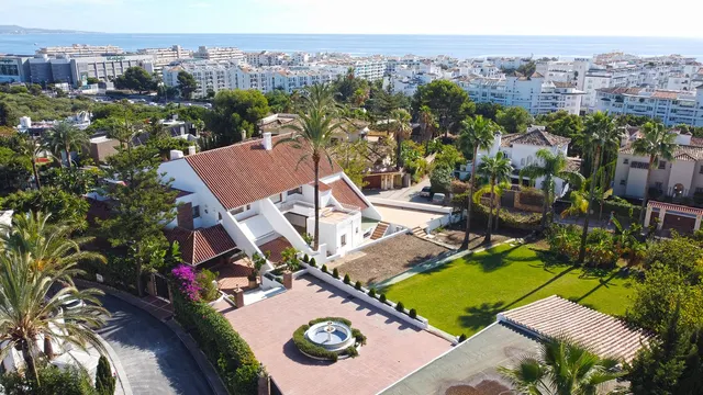 Chalet 7 habitaciones 834m² en venta - Marbella — 8