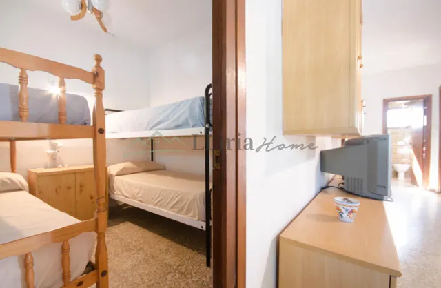 Ref. 04405.- EXCLUSIVA.- Chalet independiente con piscina en Urb. Camp Llíria. — 14