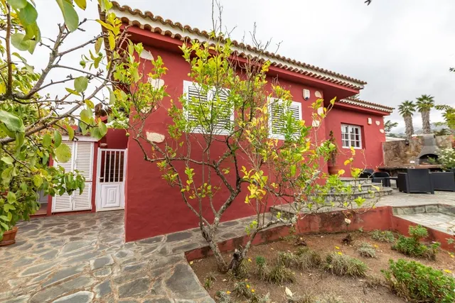 Casa independiente con jardín en San Mateo — 11